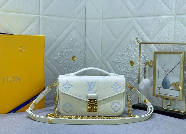 Louis Vuitton On The Go