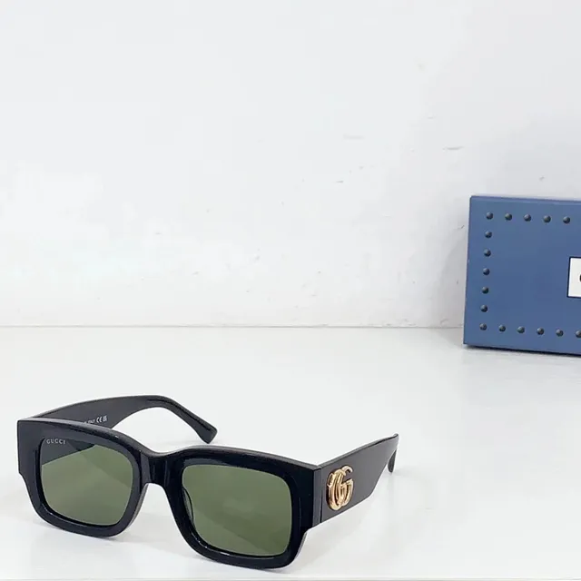 Gucci Square Sunglasses GG Logo Temple