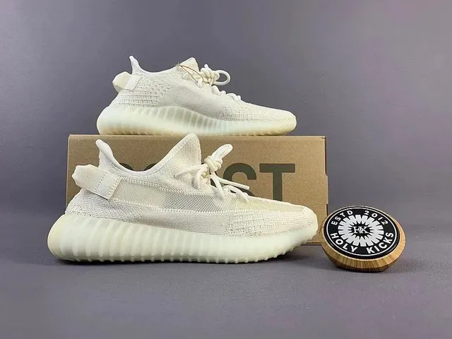 Yeezy Boost 350 V2 Zebra