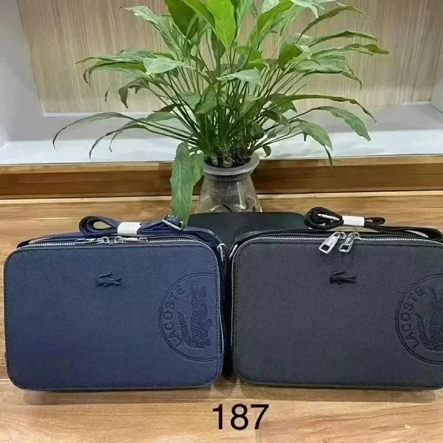 Top clothing store 1:1
