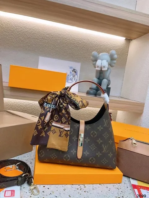 Louis Vuitton × KAWS On The Go Monogram Canvas