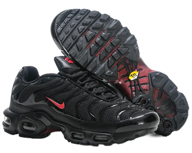 Nike Air Max Plus Triple Black Red