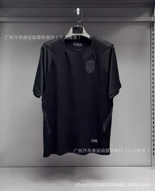 Nike Training Top Black Shield