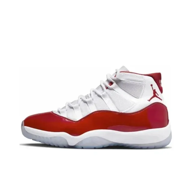 Air Jordan 11 Bred