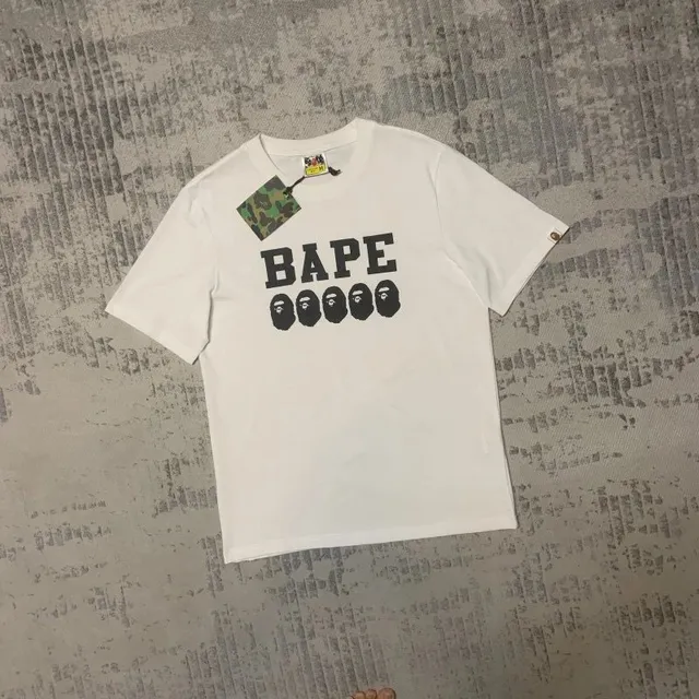 049白色