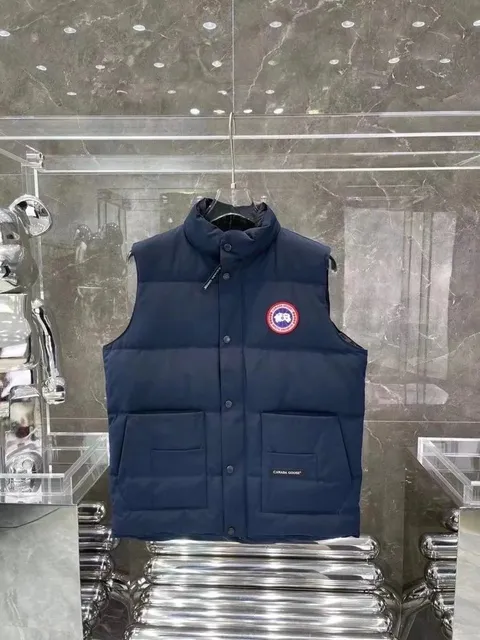 Canada Goose Puffer Vest Classic Fit