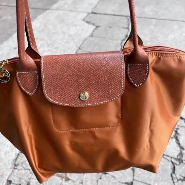 Longchamp Le Pliage Medium