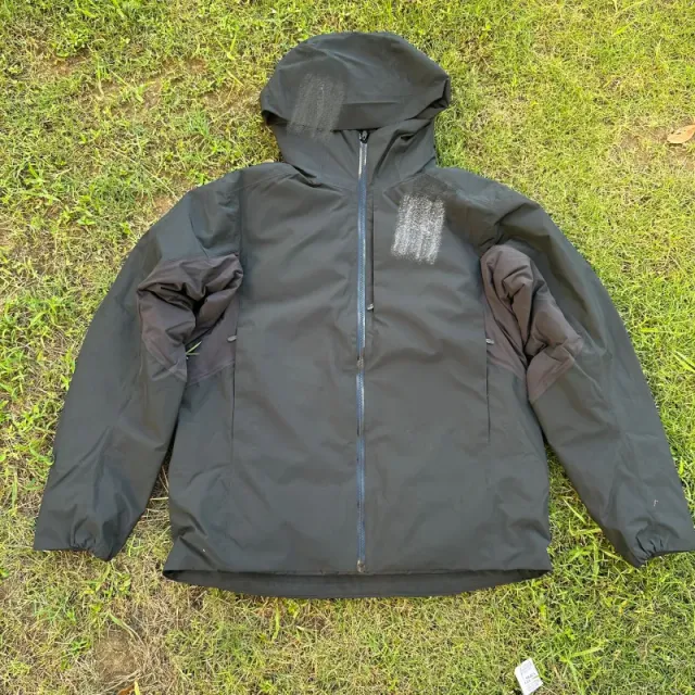 Solano 羽绒服黑色