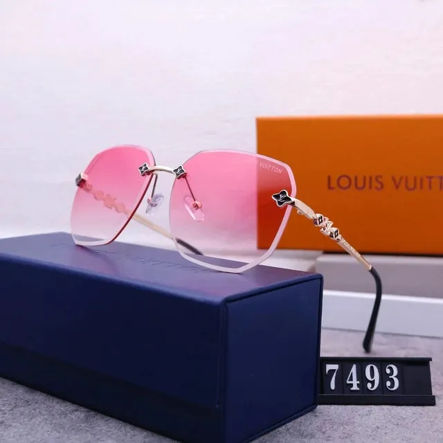 Louis Vuitton Sunglasses Gradient Pink Lens