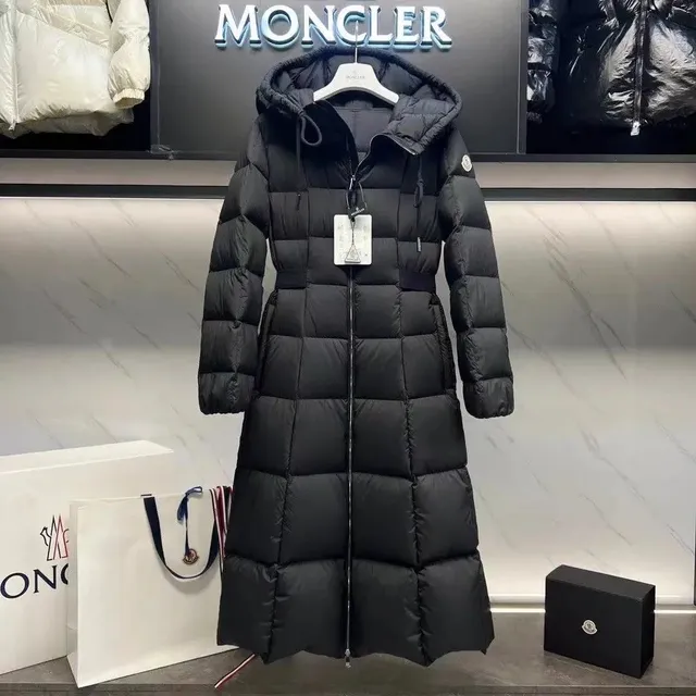 Moncler Long Puffer Coat Quilted Hooded