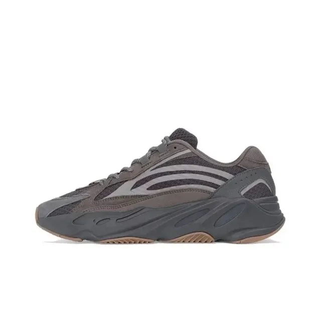 Yeezy 700 Wave Runner