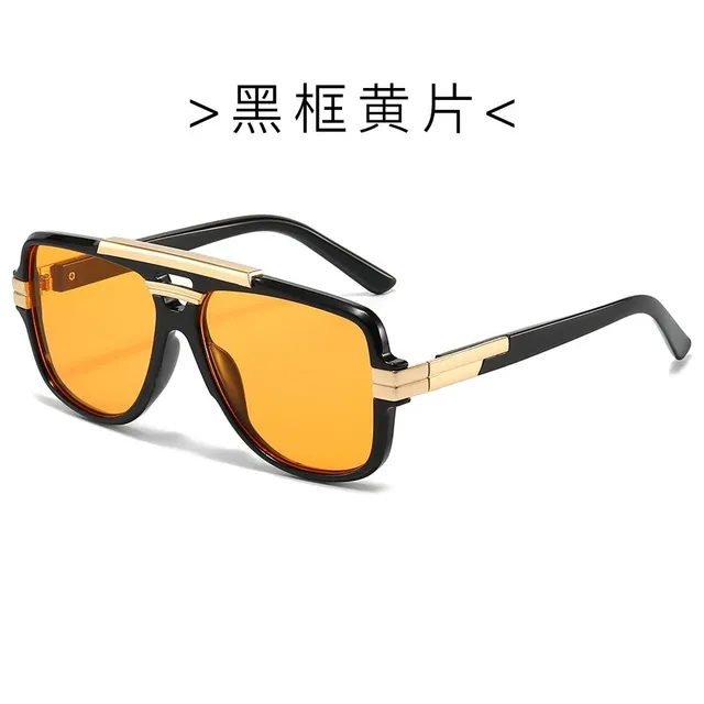 黑框黄片