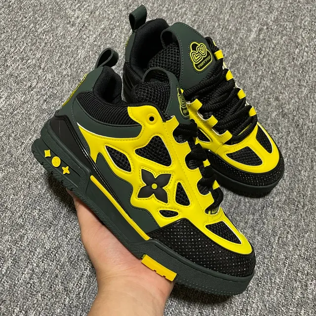 Louis Vuitton LV Trainer Monogram Flower