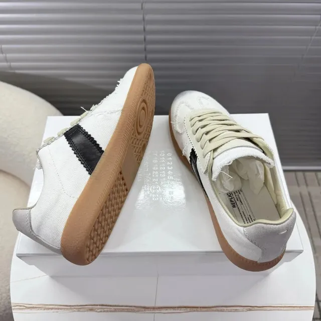 Maison Margiela Tabi Sneaker White Black Gum