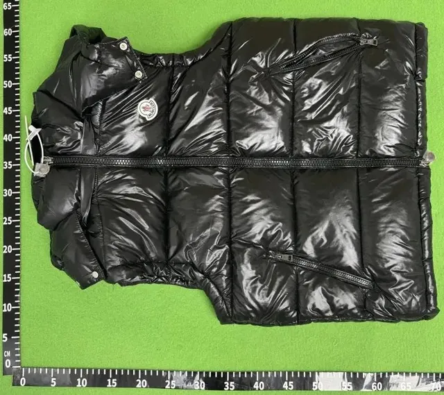Moncler Puffer Vest Glossy Nylon