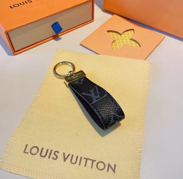 Louis Vuitton Key Holder Monogram Eclipse