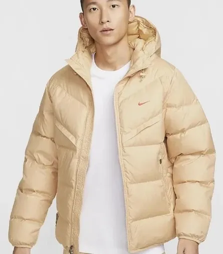 Nike Puffer Jacket Light Beige