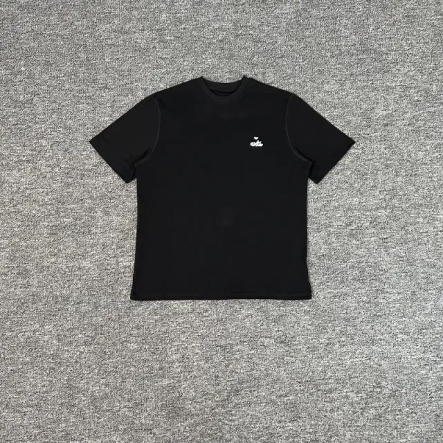 Art-215 black