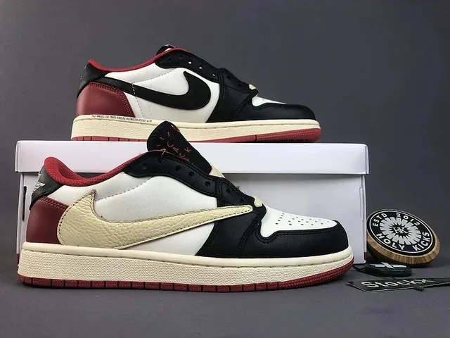 Travis Scott Air Jordan 1 Low Cactus Jack
