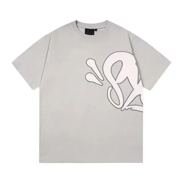 Syna World Graphic Tee Outline Logo