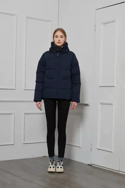 Canada Goose Puffer Jacket Classic Fit
