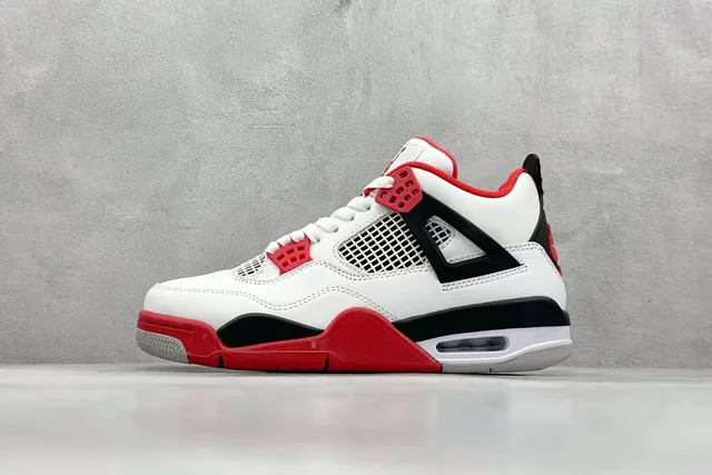 Air Jordan 4 Fire Red