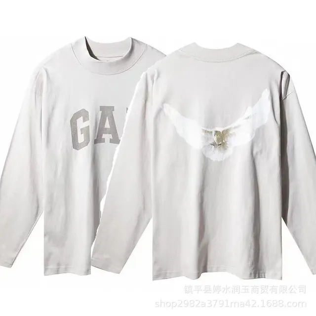 C14泥白色