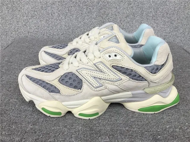 New Balance 2002R Cloud Grey / Lime