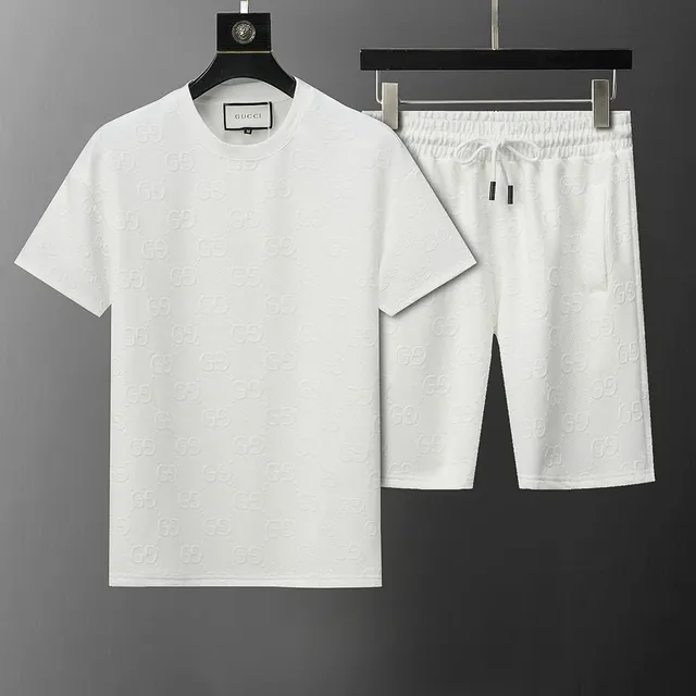 Gucci GG Jacquard Set Embossed Logo