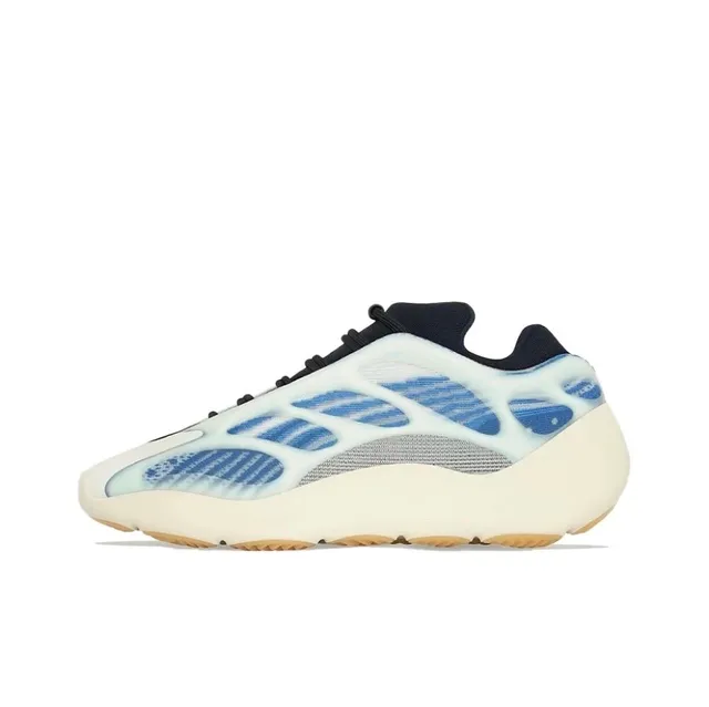 Yeezy 700 Wave Runner