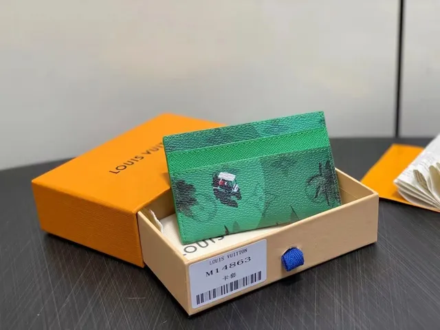 Louis Vuitton Card Holder Monogram Green