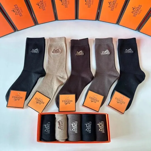 Hermès Logo Socks Embroidered Horse and Carriage