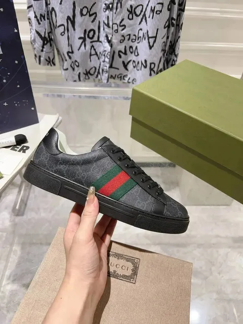 Gucci Ace Low Web Stripe