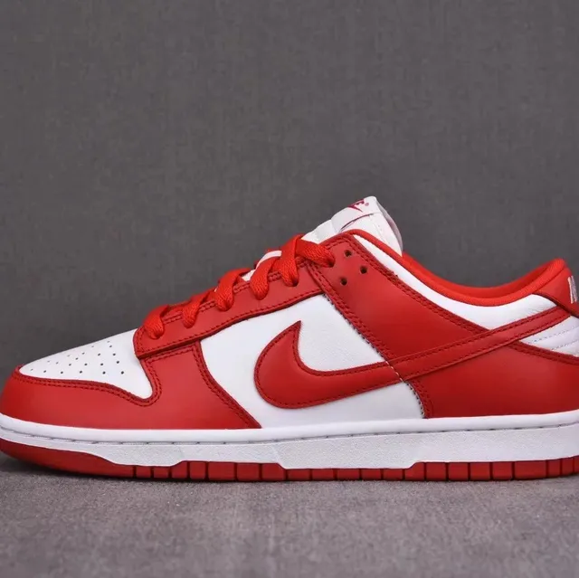 Nike Dunk Low University Red