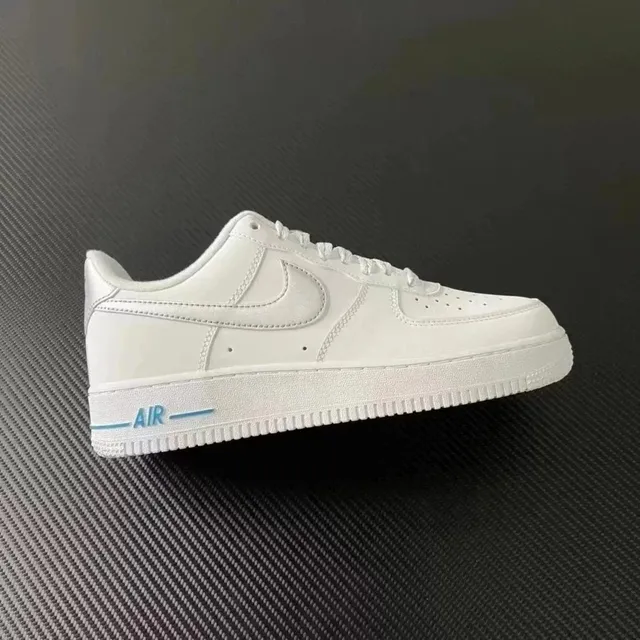 Nike Air Force 1 Low Triple White