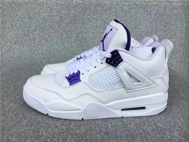 Air Jordan 4 Motorsport