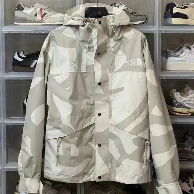 The North Face Venture Jacket Off-White Camo