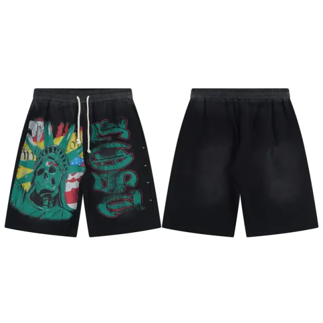 Lost Intricacy Printed Shorts Statue of Liberty Graphic