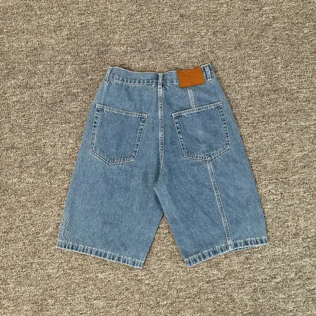 Levi's 501 Shorts Mid Wash