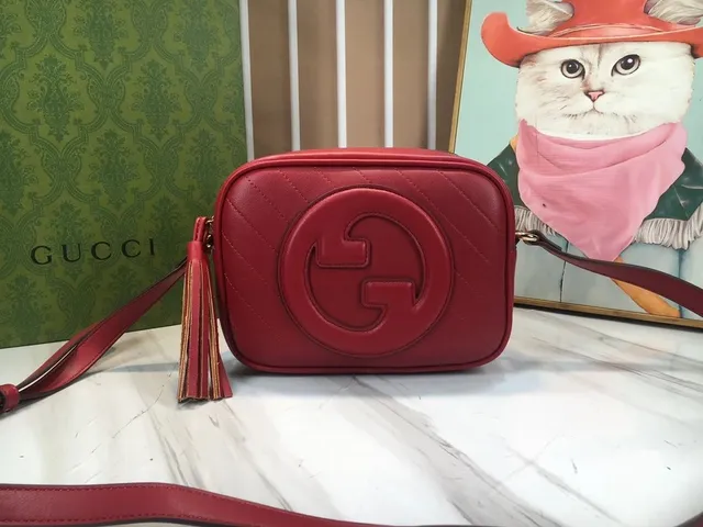 Gucci GG Marmont Camera Bag