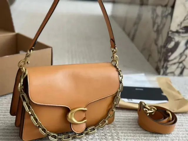 Coach Chain Strap Bag Tan Leather with Gold Hardware