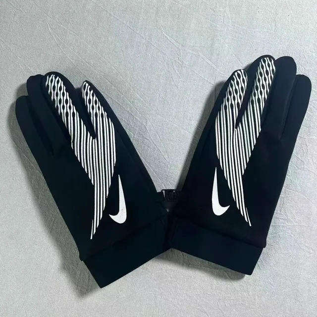 Nike Performance Gloves Wing Print