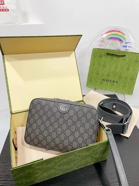 Gucci GG Marmont Camera Bag Oversized GG Supreme