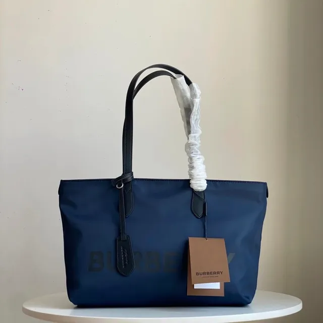 Burberry Medium Tote
