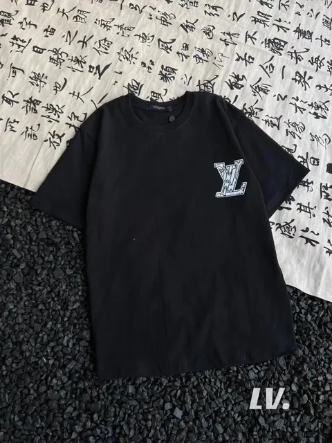 Louis Vuitton T-Shirt LV Logo Print