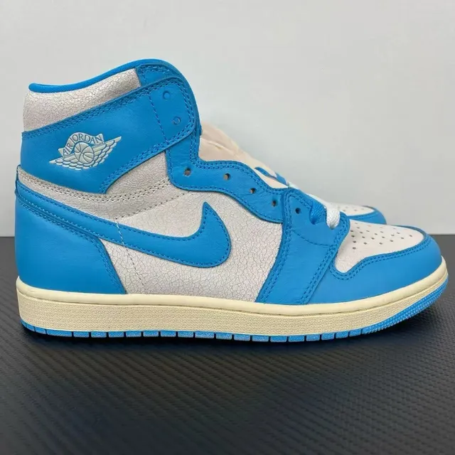 PK AJ1 做旧北卡蓝