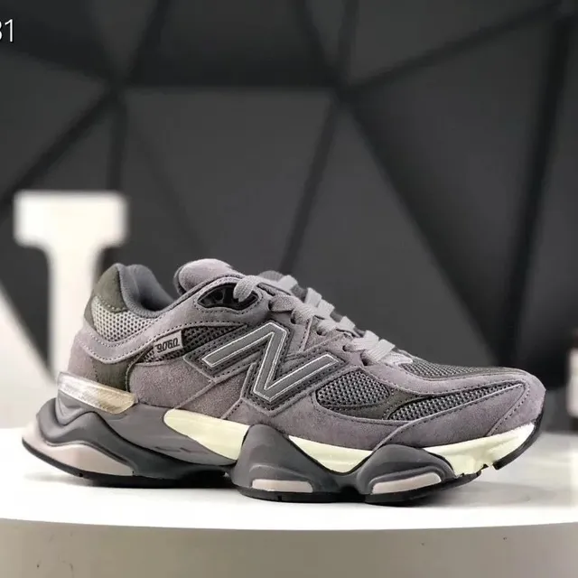 New Balance 9060 Grey Beige