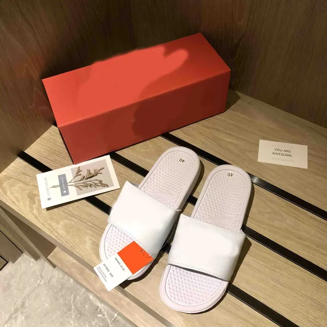 Nike Benassi JDI Pure