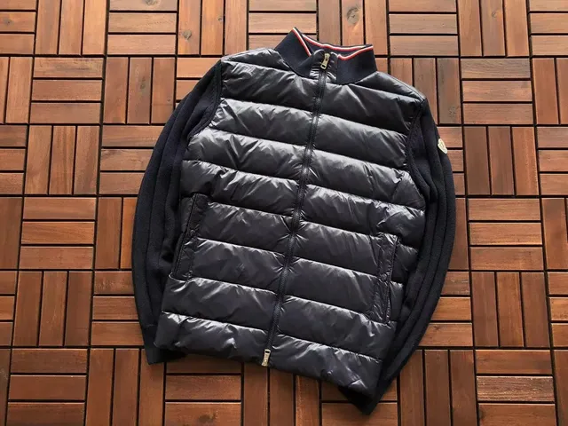 Moncler Quilted Puffer Jacket Ribbed Sleeve