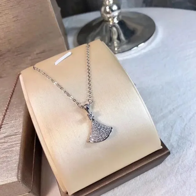 Bulgari Serpenti Fan Pendant Pavé Diamond